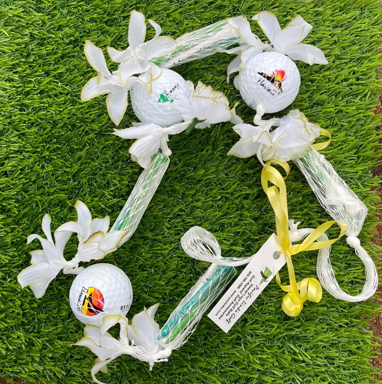 White 3-Ball Lei