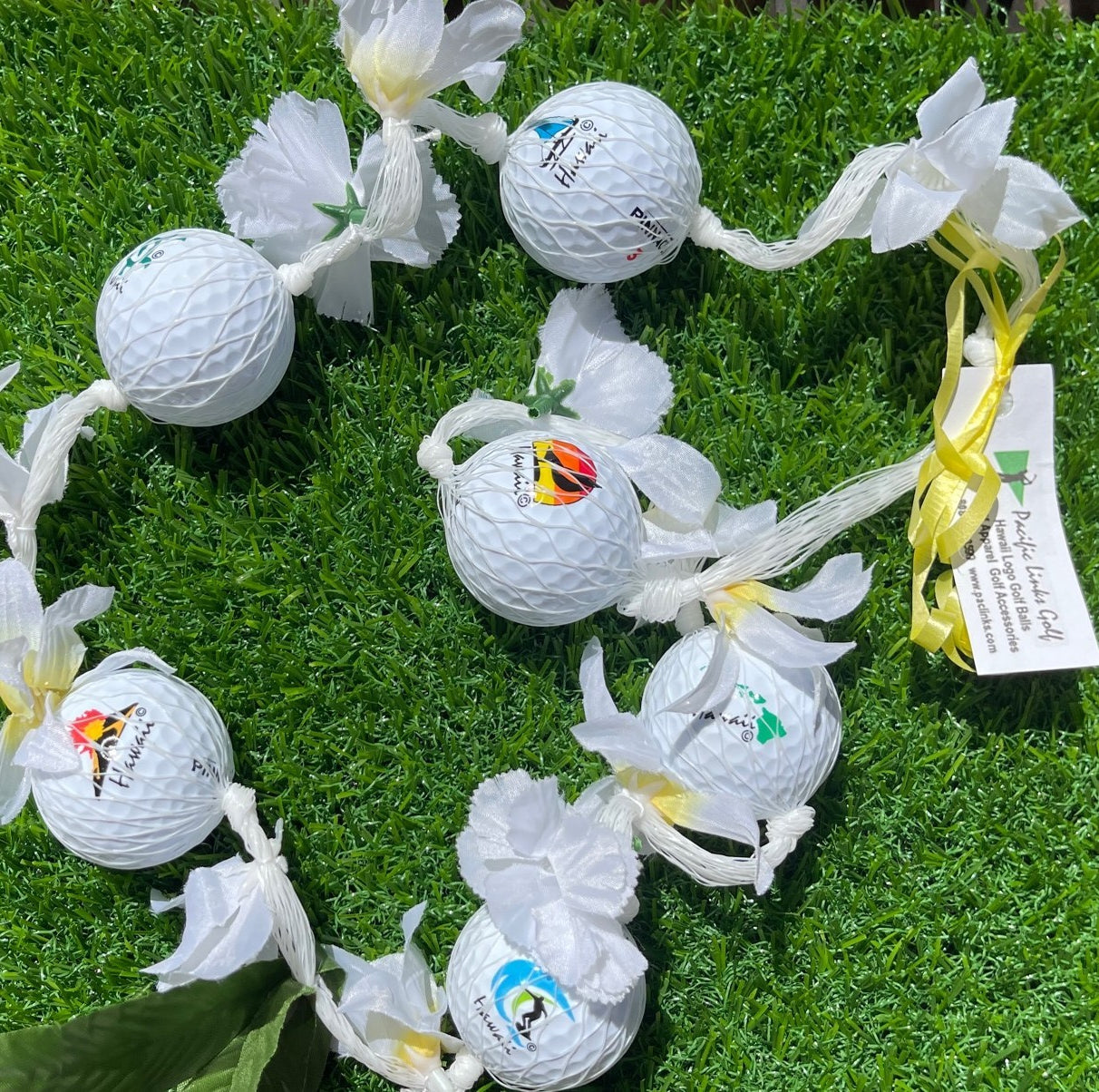White 6-Ball Lei